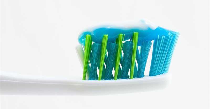 Correct Methods Of Brushing And Flossing Of Enamel To Keep away from Infections