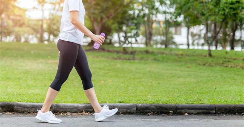 Why Begin Your Weight Loss Routine with a Morning Stroll?